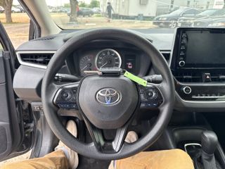 2020 Toyota Corolla LE - Interior Steering Wheel With Keys Image